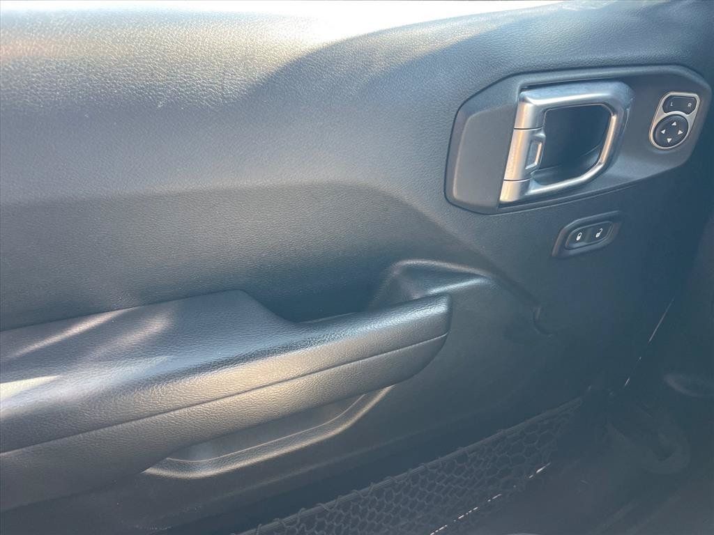 Used 2018 Jeep Wrangler Unlimited Sport S AWD/4WD image 20