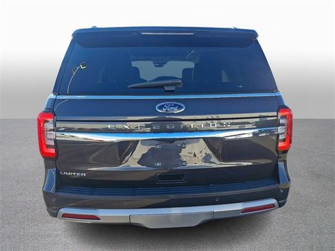 Used 2024 Ford Expedition Limited image 5