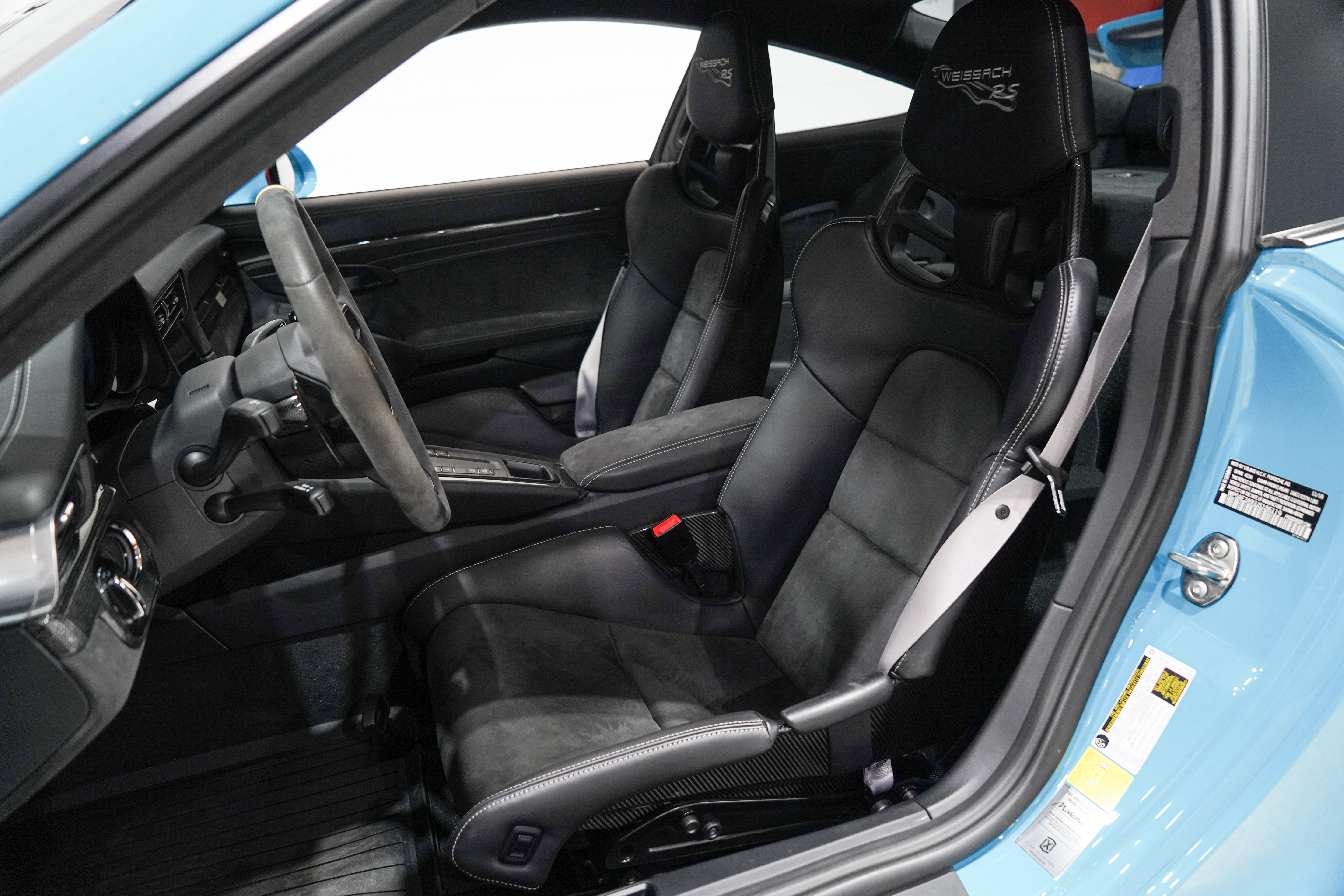 Used 2018 Porsche 911 GT2 RS RWD image 9