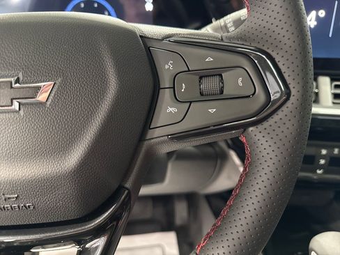 New 2026 Chevrolet Trax RS FWD image 6