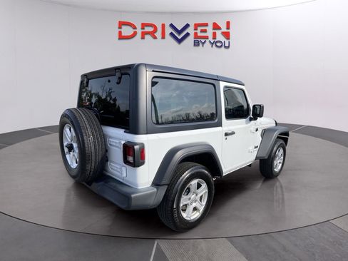 Used 2023 Jeep Wrangler Sport S image 7