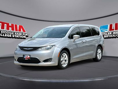 Used 2018 Chrysler Pacifica Touring Plus w/ Tire & Wheel Group
