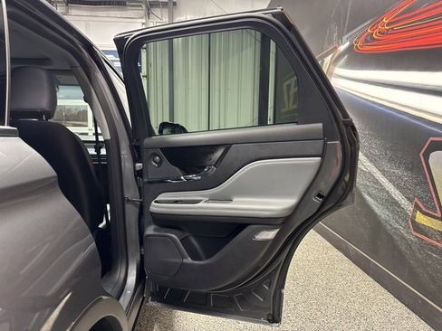 Used 2022 Lincoln Corsair Reserve w/ Luxury Package image 29