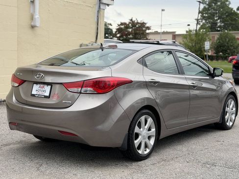Used 2012 Hyundai Elantra Limited w/ Technology Pkg 5 FWD image 7