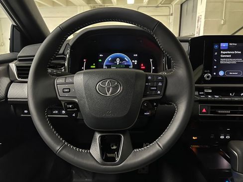 New 2026 Toyota Camry SE image 29