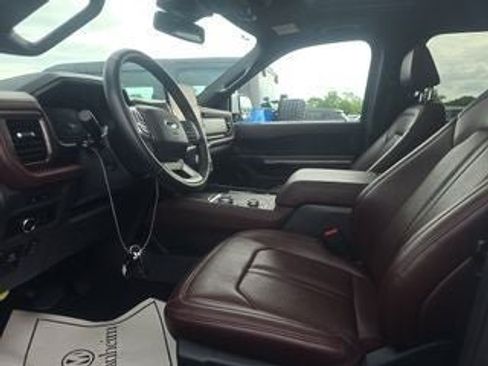 Used 2024 Ford Expedition Limited AWD/4WD image 22