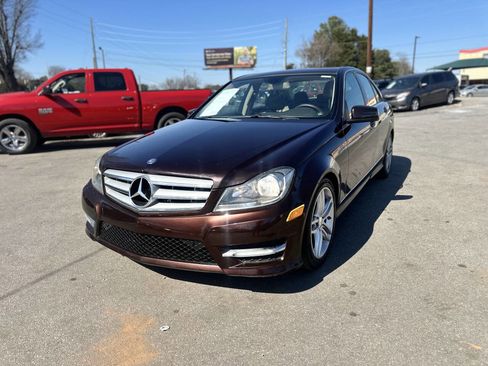 Used 2012 Mercedes-Benz C 300 4MATIC Sedan image 1