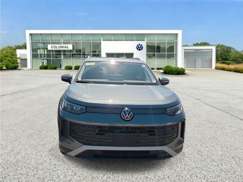 New 2026 Volkswagen Tiguan SE AWD/4WD image 6