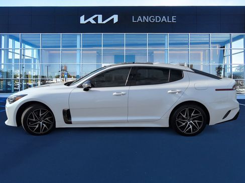 Used 2022 Kia Stinger GT-Line w/ Sun & Sound Package image 10