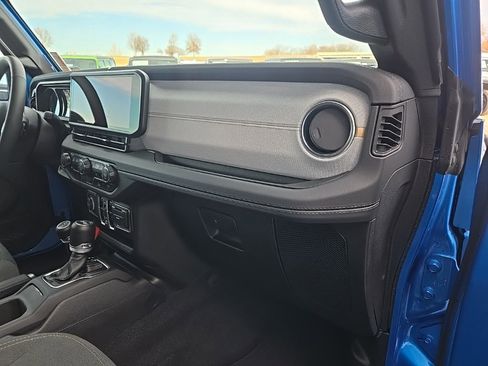 Used 2024 Jeep Wrangler Sahara w/ Technology Group image 75