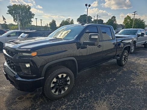Used 2020 Chevrolet Silverado 2500 Custom w/ Custom Convenience Package AWD/4WD image 1