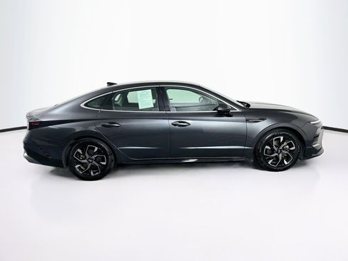 Used 2025 Hyundai Sonata SEL FWD image 10