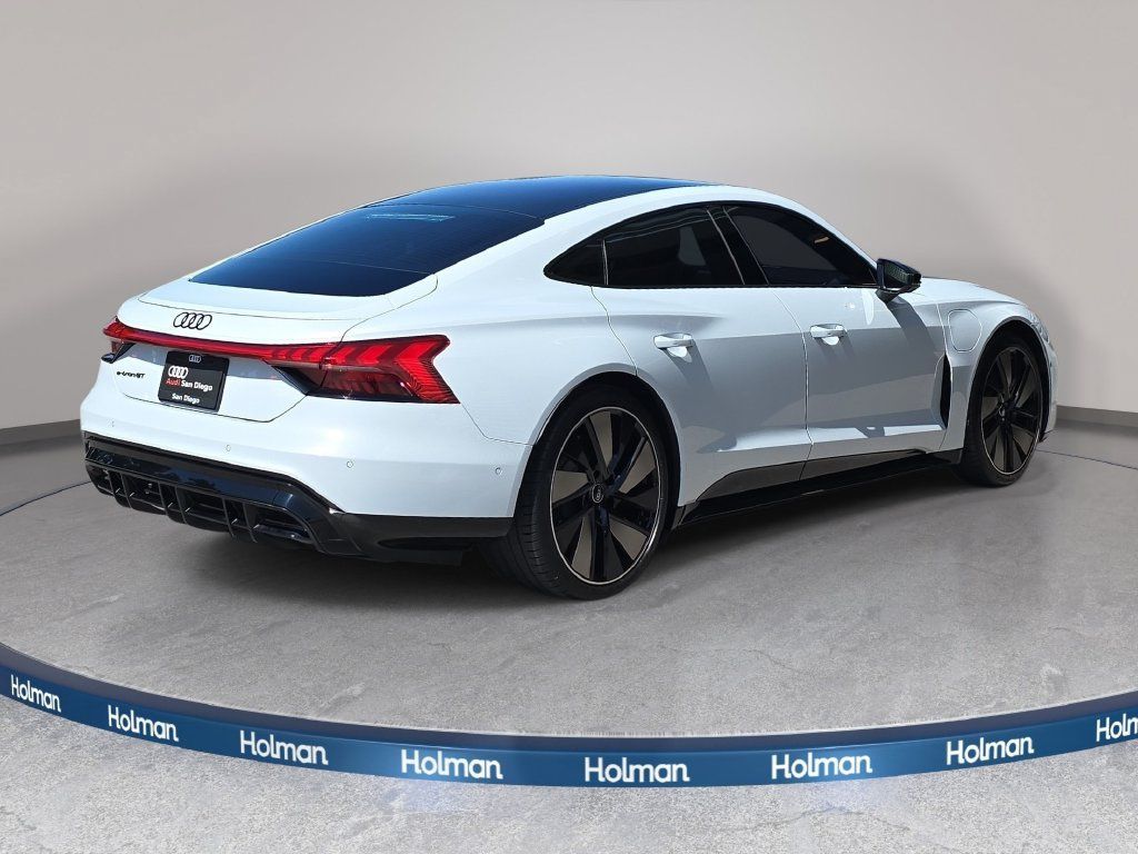 Used 2023 Audi e-tron GT Prestige w/ Prestige Package AWD/4WD image 6