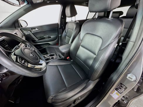 Used 2022 Kia Sportage Nightfall Edition w/ Nighfall AWD Premium Package image 15