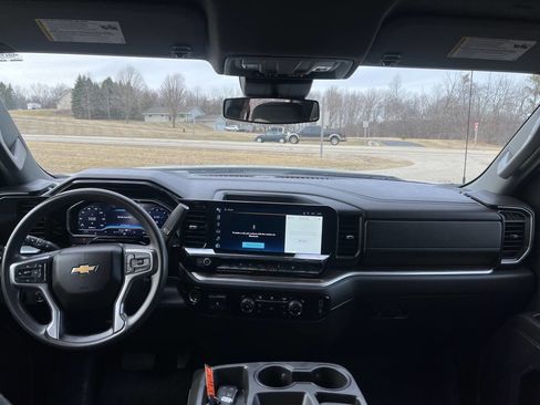 Used 2022 Chevrolet Silverado 1500 LT w/ Protection Package RWD image 14