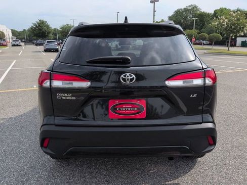 Certified 2023 Toyota Corolla Cross LE FWD image 5