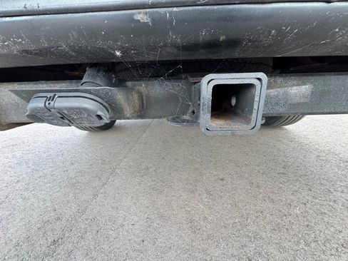 Used 2017 Chevrolet Express 2500 image 20