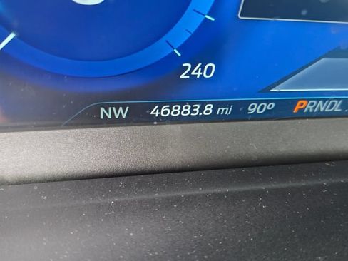Used 2021 Ford Escape Titanium w/ Titanium Elite Package AWD/4WD image 27