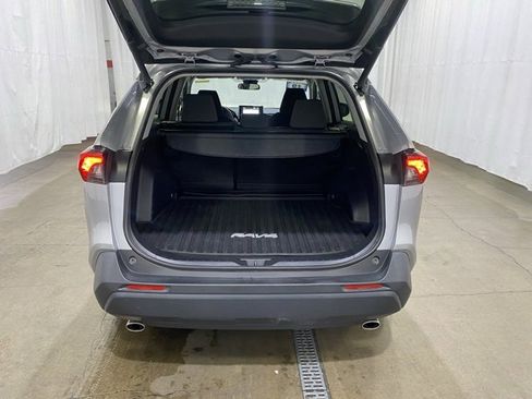 Certified 2019 Toyota RAV4 XLE w/ Convenience Package image 12