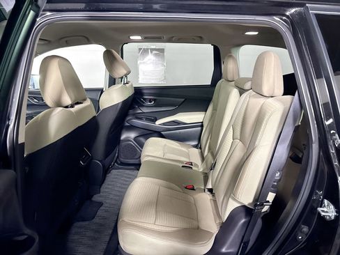 Certified 2025 Subaru Ascent Premium image 20