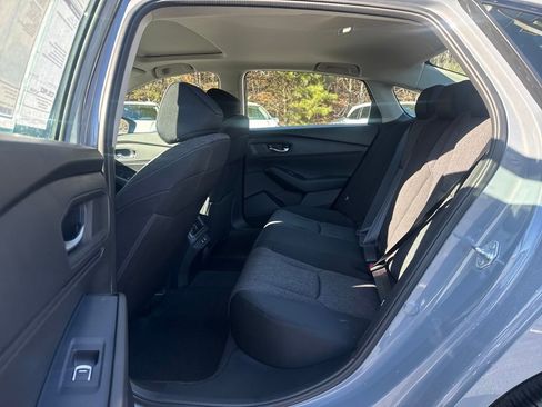 New 2025 Honda Accord SE image 30