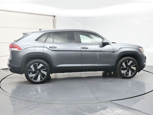 Used 2024 Volkswagen Atlas Cross Sport SE w/ Panoramic Sunroof Package AWD/4WD image 29