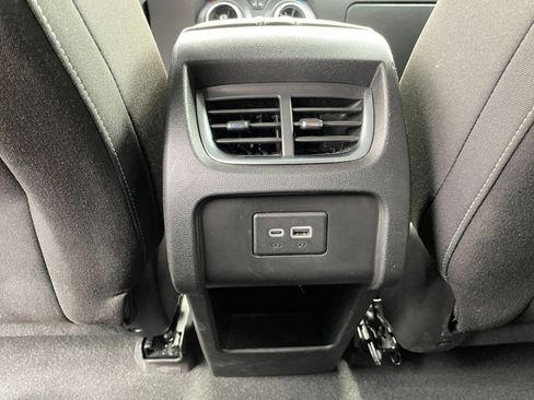 Used 2025 Chevrolet Blazer LT image 23