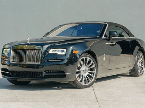 Used 2018 Rolls-Royce Dawn image 5