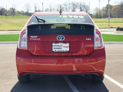 Used 2012 Toyota Prius Three image 3