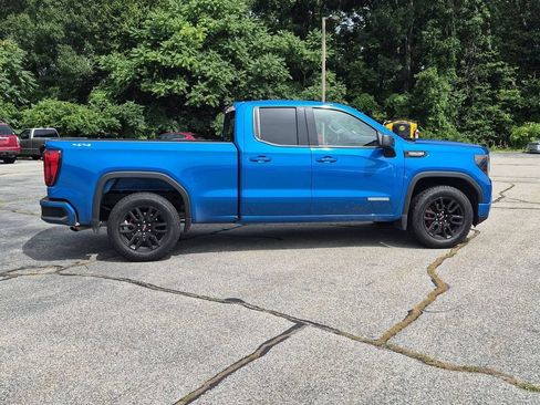 Used 2023 GMC Sierra 1500 Elevation AWD/4WD image 2