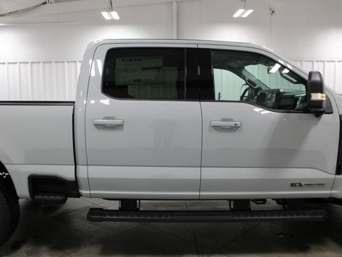 New 2026 Ford F250 XLT w/ XLT Premium Package image 10