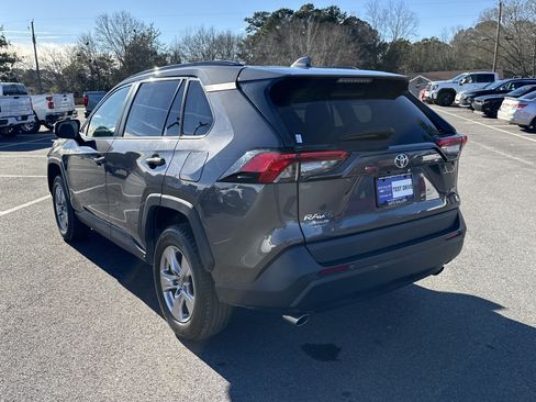 Used 2023 Toyota RAV4 XLE image 8