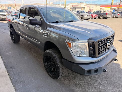 Used 2018 Nissan Titan S w/ S Utility Package image 7