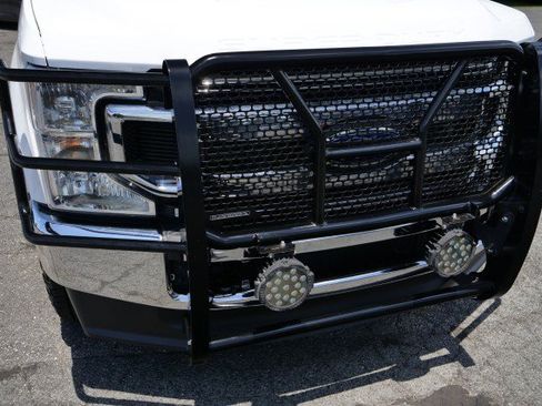 Used 2022 Ford F250 XL w/ STX Appearance Package AWD/4WD image 10