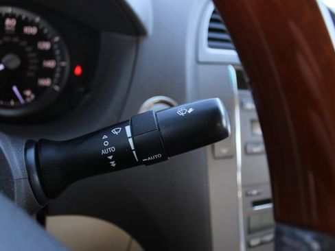 Used 2010 Lexus ES 350 image 10