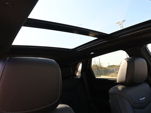 New 2026 Cadillac XT5 Sportv w/ LPO, Onyx Lite Package image 25