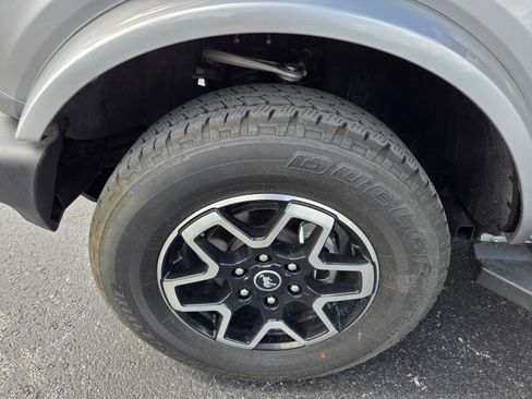 Used 2021 Ford Bronco Outer Banks AWD/4WD image 17