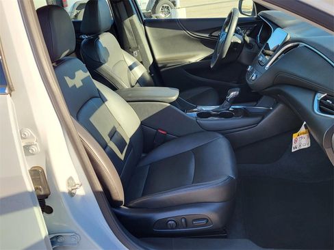 Used 2024 Chevrolet Malibu LT image 10