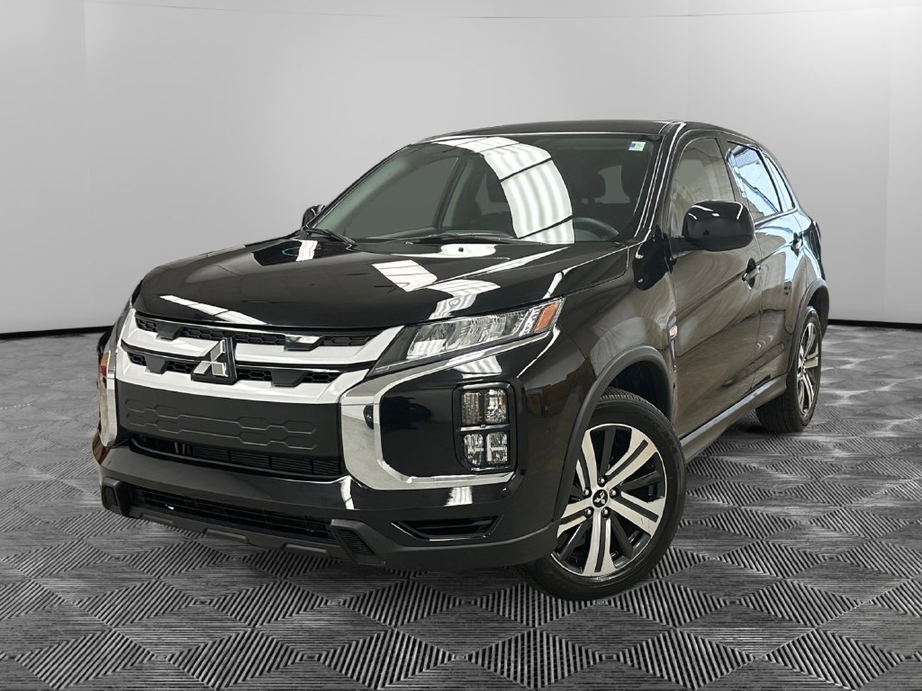 Used 2026 Mitsubishi Outlander Sport ES AWD/4WD image 1