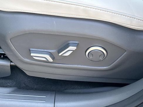 Used 2025 Hyundai Santa Fe SEL FWD image 14