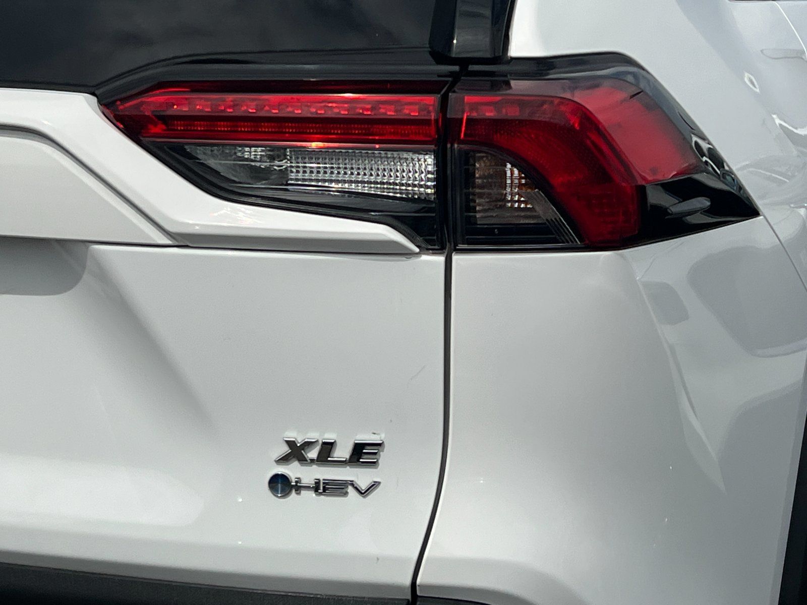 Used 2025 Toyota RAV4 XLE AWD/4WD image 26