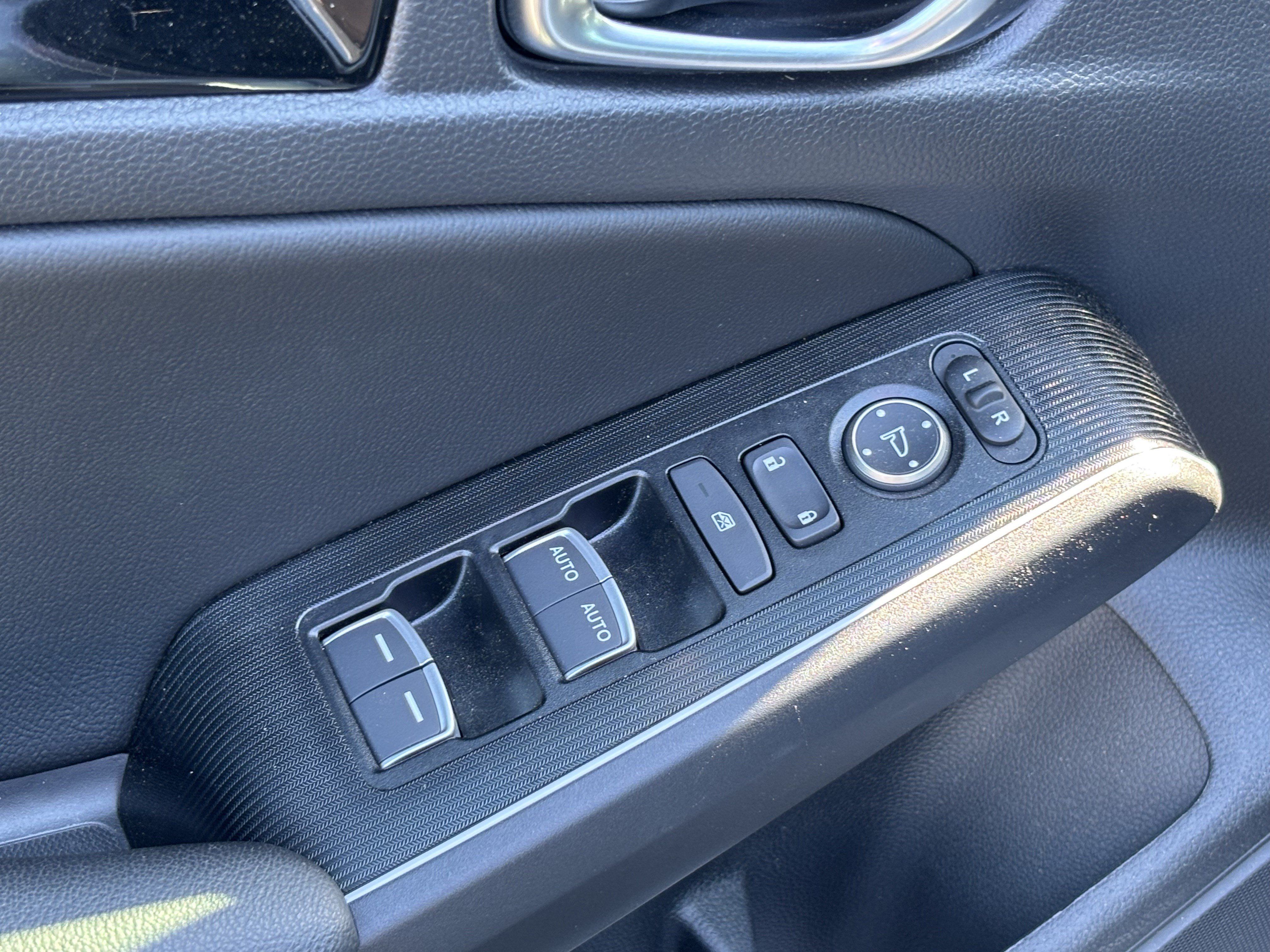 Used 2025 Honda Civic Sport Touring image 14