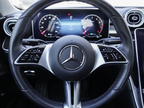 Used 2022 Mercedes-Benz C 300 Sedan image 18