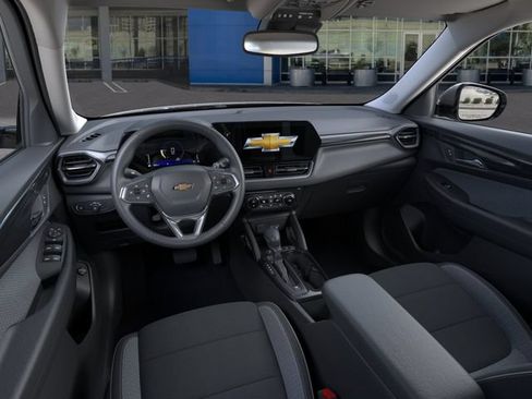 New 2026 Chevrolet TrailBlazer LT w/ Convenience Package FWD image 15