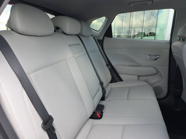 Certified 2024 Hyundai Kona Limited AWD/4WD image 8