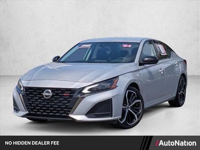 Used 2024 Nissan Altima 2.5 SR
