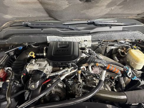 Used 2015 Chevrolet Silverado 2500 High Country w/ Duramax Plus Package AWD/4WD image 12