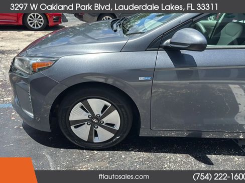 Used 2018 Hyundai Ioniq Blue FWD image 17