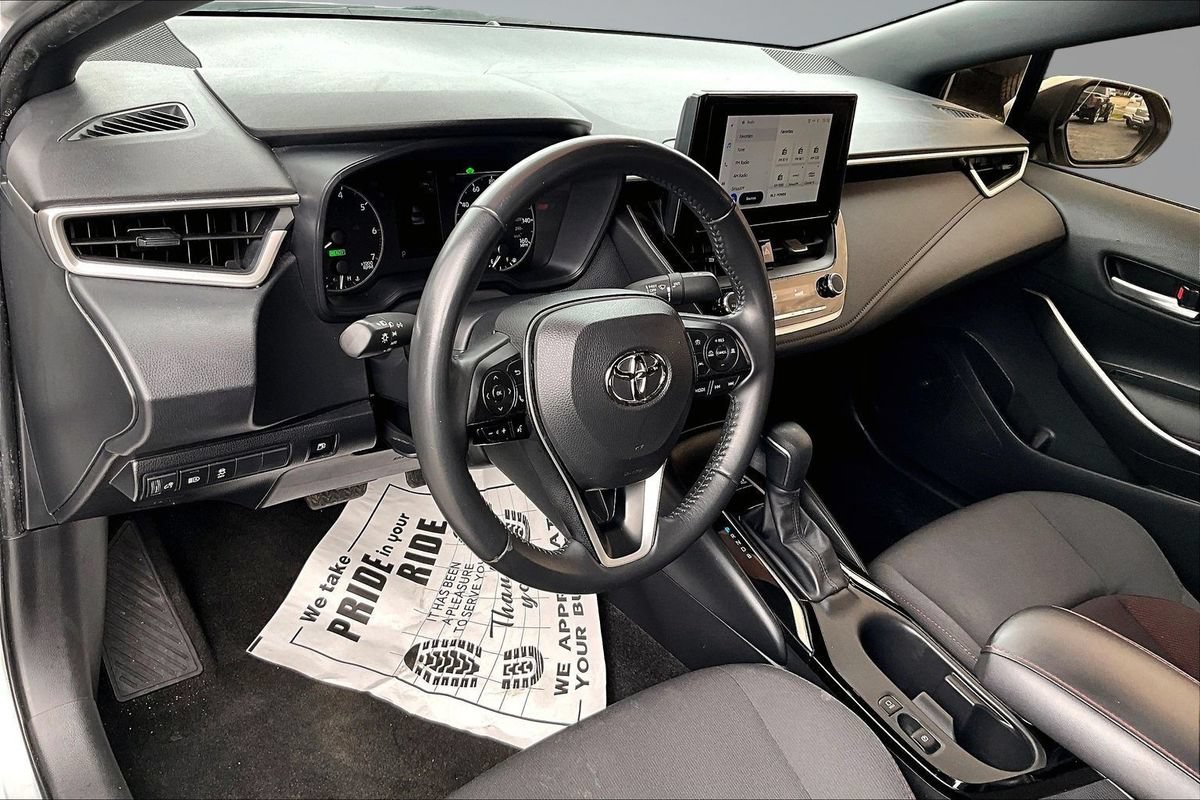Used 2024 Toyota Corolla SE FWD image 17