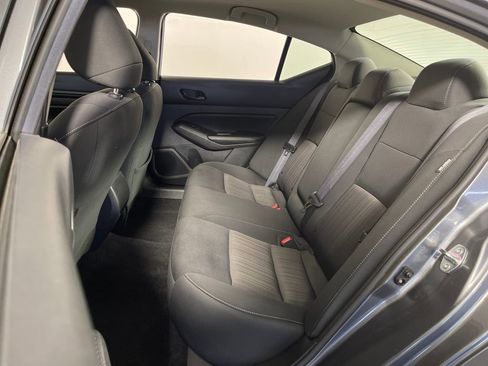 Used 2024 Nissan Altima 2.5 SV image 13